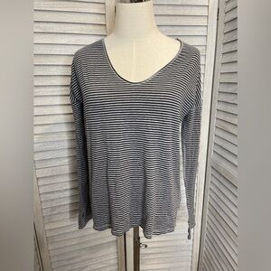 Lululemon Women’s Striped Shirt